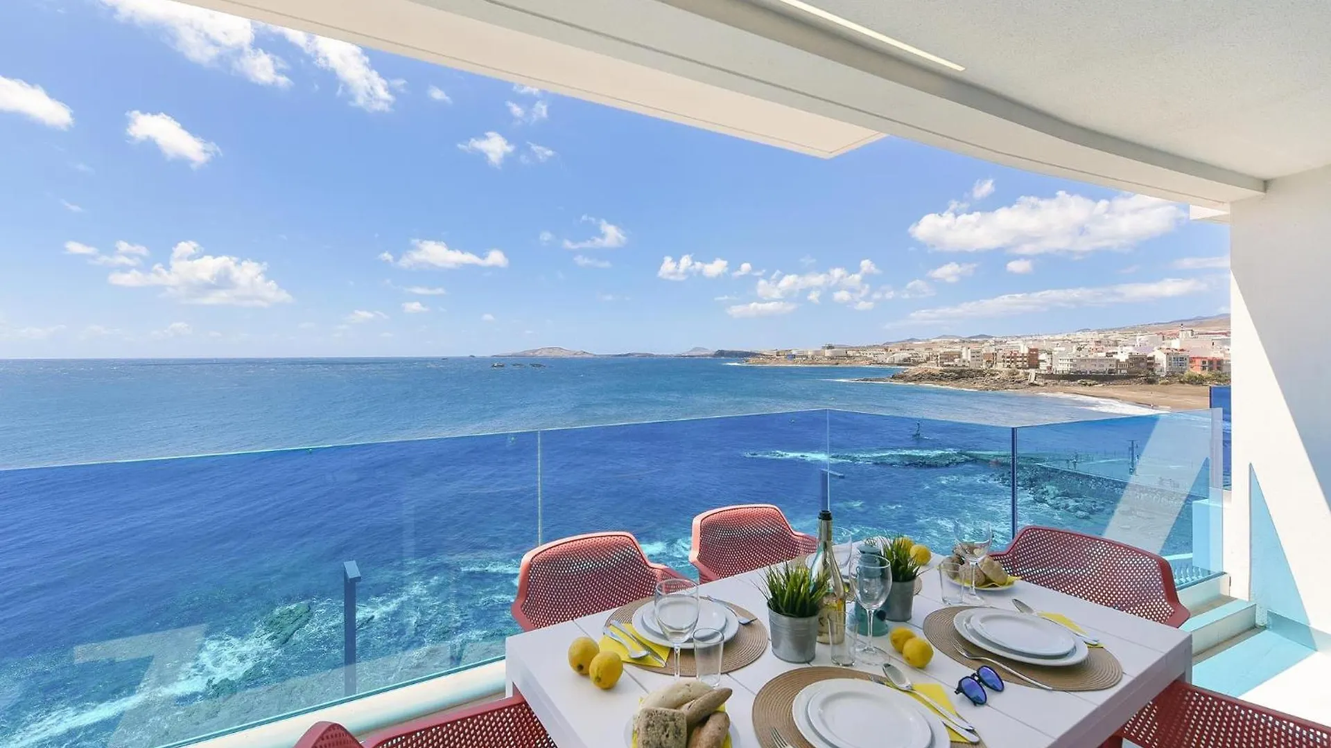 Apartment El Balcon Azul De Taliarte By Villagrancanaria Telde Spain